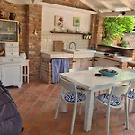 Apartamento Amalia 2 *