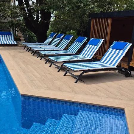 Amalia 2 مالينسكا