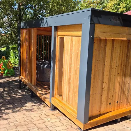 Amalia 2 مالينسكا