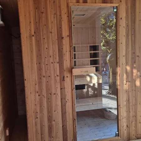 Amalia 2 * مالينسكا